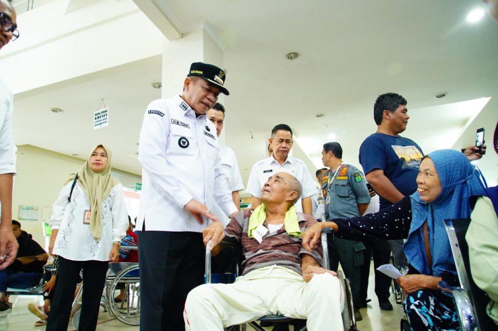 IMG-20260325-WA0011-1024x681 Hari Pertama Kerja Pasca Lebaran Idul Fitri 1447 H, Bupati Muba Lakukan Pengecekan Pelayanan Publik