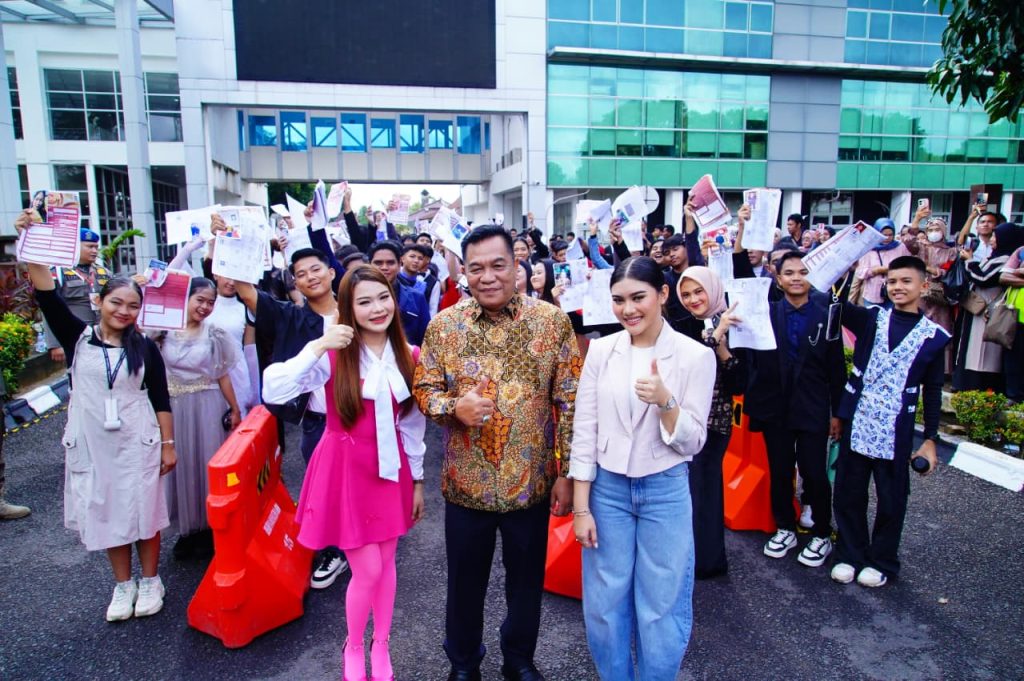 D5-10-1024x681 Audisi D’Academy 8 Membludak di Muba, Bupati Toha Suntik Semangat Ribuan Peserta