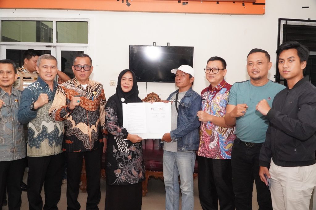 IMG-20260403-WA0142-1024x682 Mediasi Permasalahan Siswa SD Negeri Simpang Kurun Capai Kesepakatan Bersama
