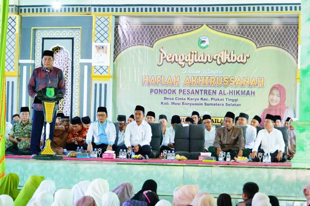 d1-9-1024x681 Bupati Muba Hadiri Haflah Akhirussanah Pondok Pesantren Al-Hikmah, Tekankan Pentingnya Benteng Agama bagi Generasi Muda