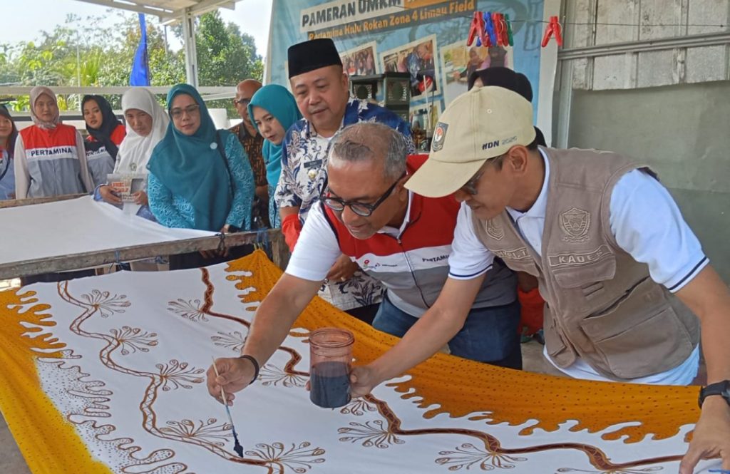 d7-1024x665 Berkah Limbah, Rumah Kreatif Boek Khaman Tingkatkan Semangat Kewirausahaan Warga Desa Lubuk Raman