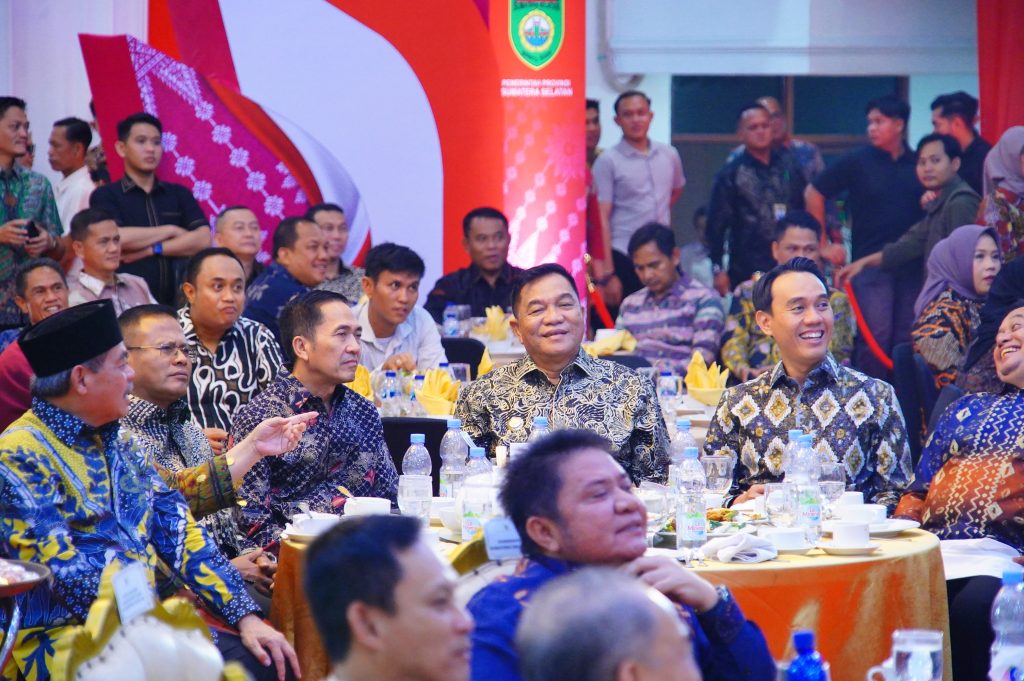 1001752794-1024x681 Bupati Muba Hadiri Pisah Sambut Kajati Sumsel, Tekankan Sinergi Penegakan Hukum dan Gizi Nasional