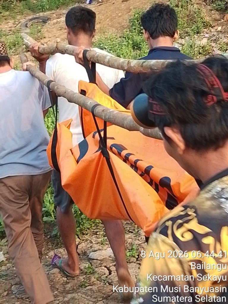 D2-768x1024 Pencarian Dua Hari Berakhir Duka, Tim Gabungan Muba Temukan Mulyadi Mengapung di Danau Sanawal